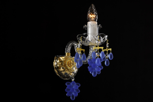 W-01V Crystal